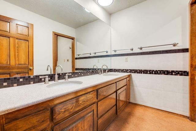 1415 San Rafael Avenue NE, Albuquerque, NM 87122