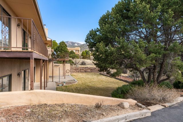 1415 San Rafael Avenue NE, Albuquerque, NM 87122