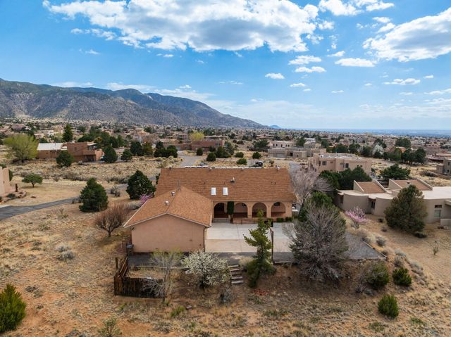 1415 San Rafael Avenue NE, Albuquerque, NM 87122