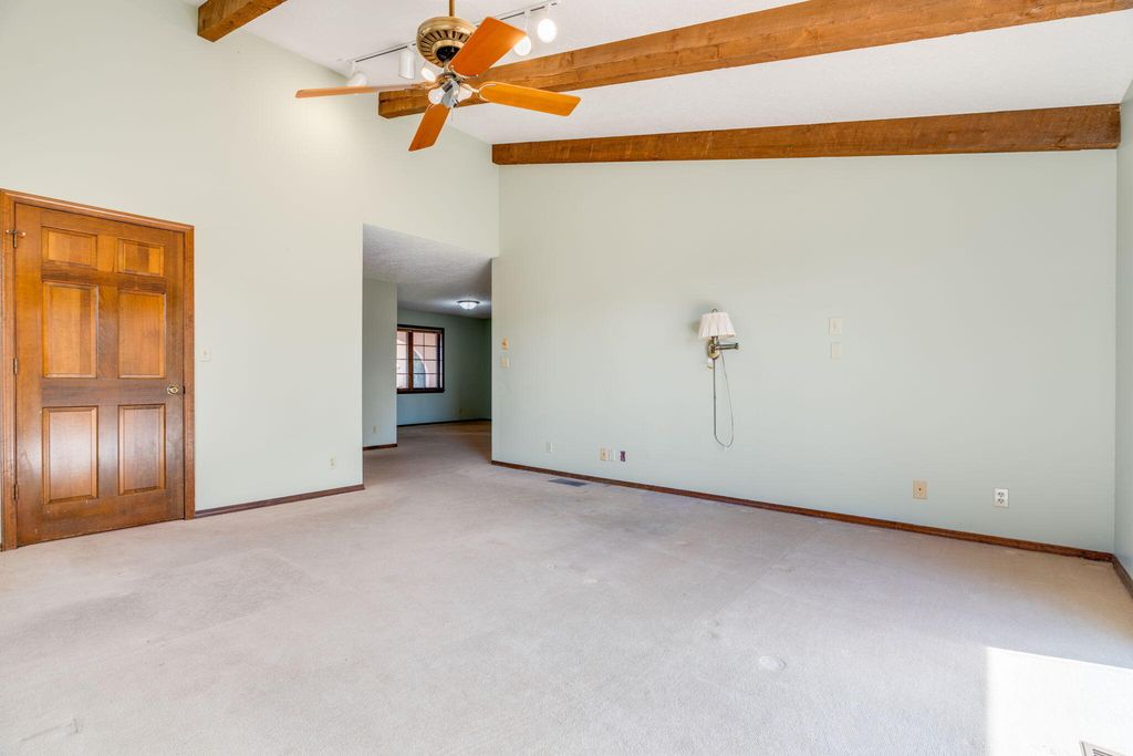 Image 23 of property listing at 1415 San Rafael Avenue NE, Albuquerque, NM 87122