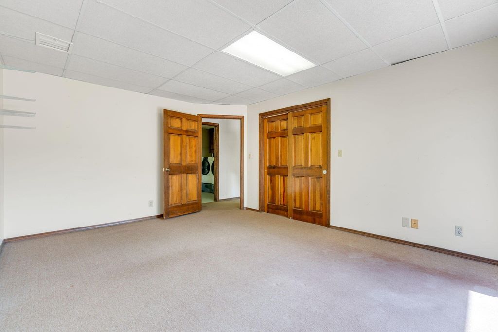 Image 43 of property listing at 1415 San Rafael Avenue NE, Albuquerque, NM 87122