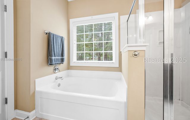 37 Gadwall Dr W, Beaufort, SC 29907