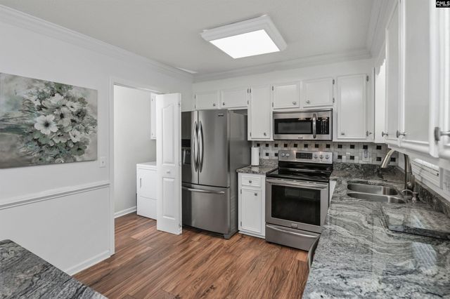 222 Red Leaf Court, Lexington, SC 29073