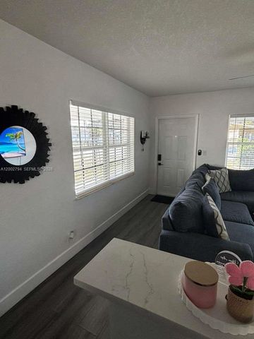 716 NW 15th Way, Fort Lauderdale, FL 33311