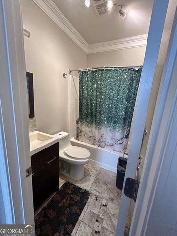 2061 Wildcat Cliffs Lane, Lawrenceville, GA 30043