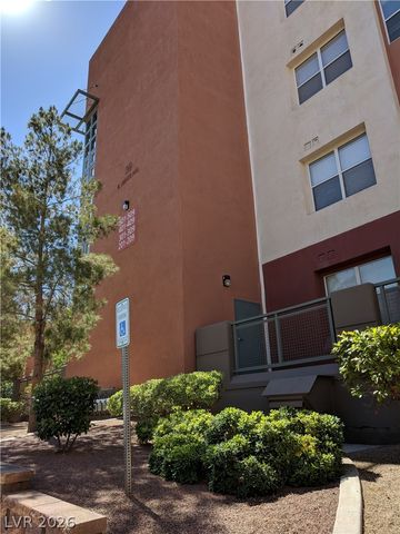 39 East AGATE Avenue 206, Las Vegas, NV 89123
