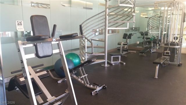 39 East AGATE Avenue 206, Las Vegas, NV 89123