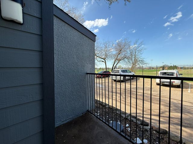 9696 Walnut Street 1305, Dallas, TX 75243