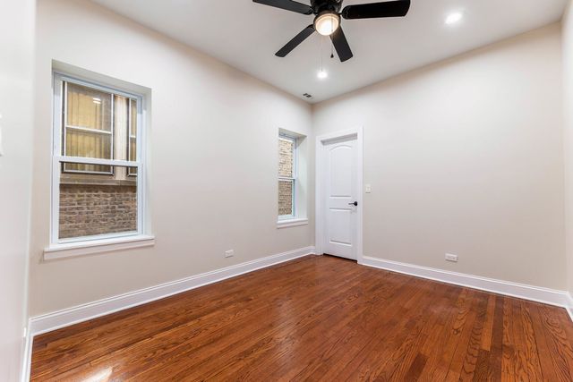 18 S Austin Boulevard 1, Oak Park, IL 60304