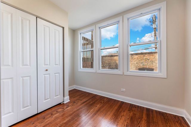 18 S Austin Boulevard 1, Oak Park, IL 60304