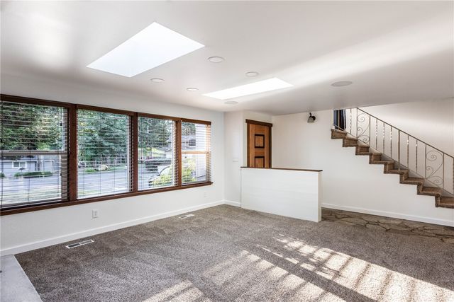 7102 48th Avenue E, Tacoma, WA 98443