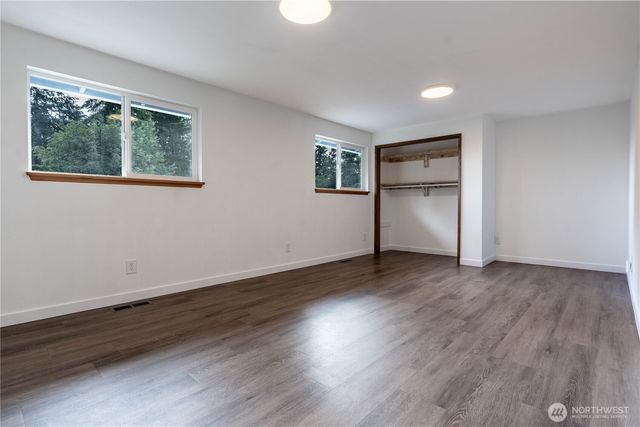 7102 48th Avenue E, Tacoma, WA 98443