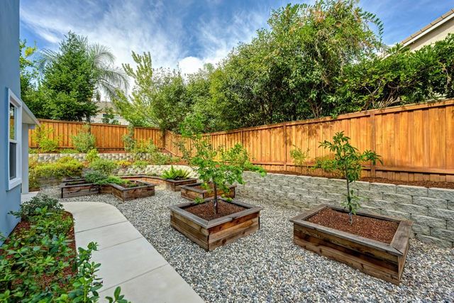 7124 Cinnamon Teal Way, El Dorado Hills, CA 95762