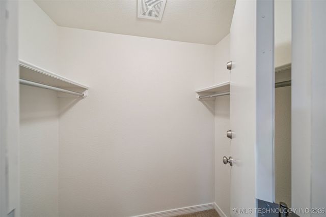 7816 E Commercial Street, Broken Arrow, OK 74014