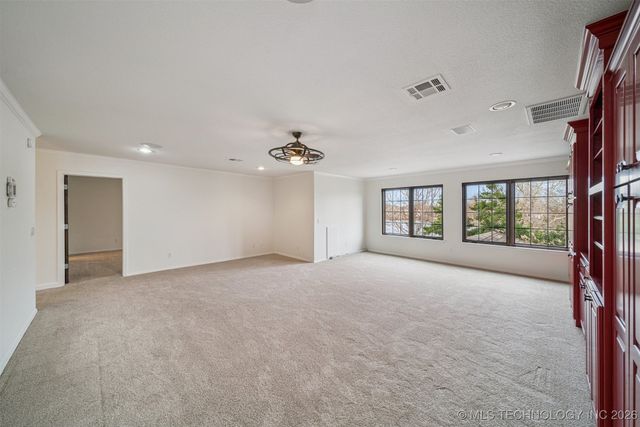 7816 E Commercial Street, Broken Arrow, OK 74014