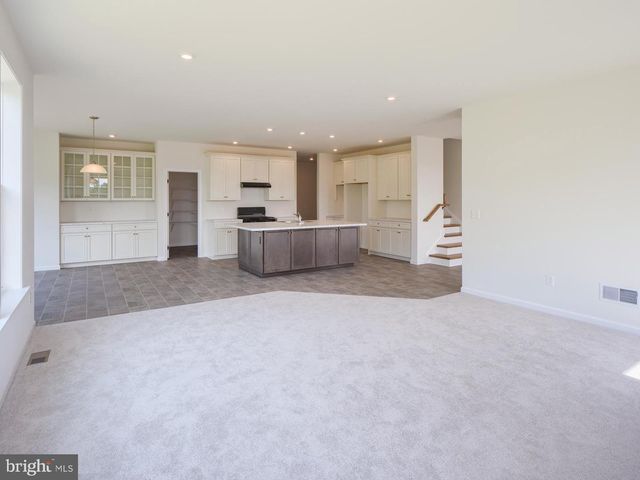400 CORI DR, Gilbertsville, PA 19525