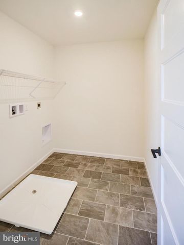400 CORI DR, Gilbertsville, PA 19525