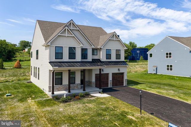 400 CORI DR, Gilbertsville, PA 19525