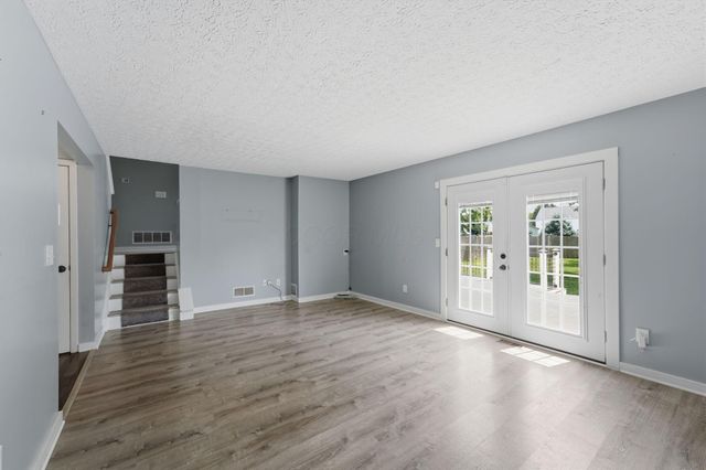 5178 Knight Street, Groveport, OH 43125