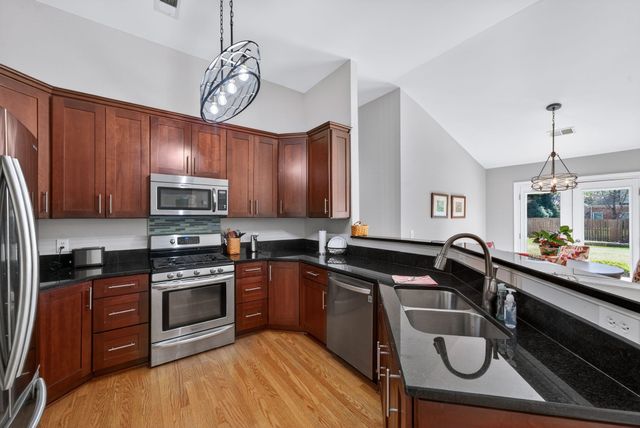 1105 Harpeth Mill Ct, Nashville, TN 37221