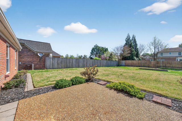 1105 Harpeth Mill Ct, Nashville, TN 37221