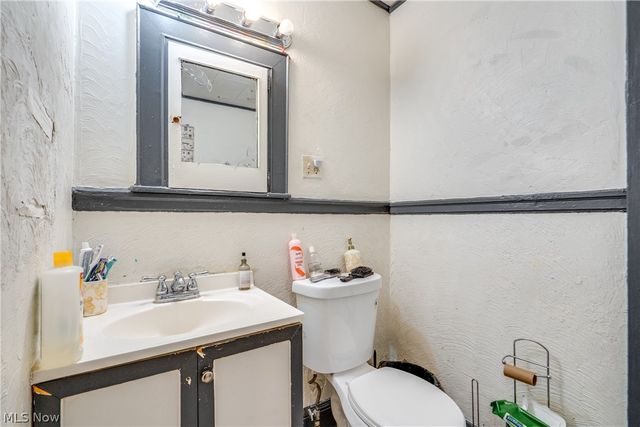 7800 Guthrie Avenue, Cleveland, OH 44102