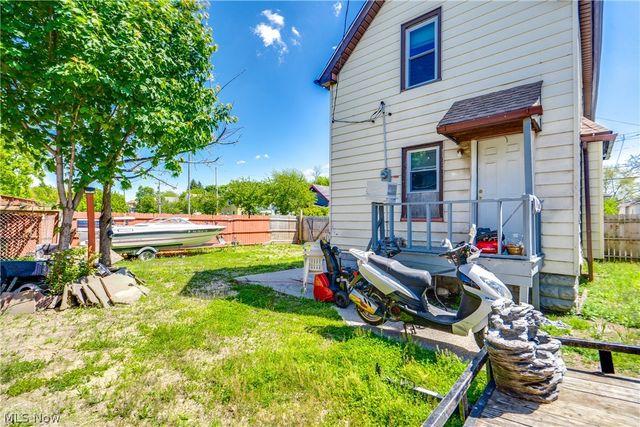 7800 Guthrie Avenue, Cleveland, OH 44102