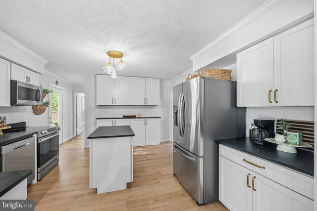 11 COBBLESTONE WAY, Fredericksburg, VA 22406