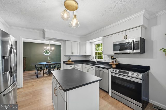 11 COBBLESTONE WAY, Fredericksburg, VA 22406