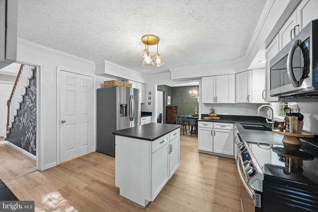 11 COBBLESTONE WAY, Fredericksburg, VA 22406