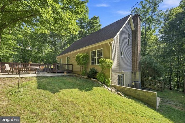 11 COBBLESTONE WAY, Fredericksburg, VA 22406