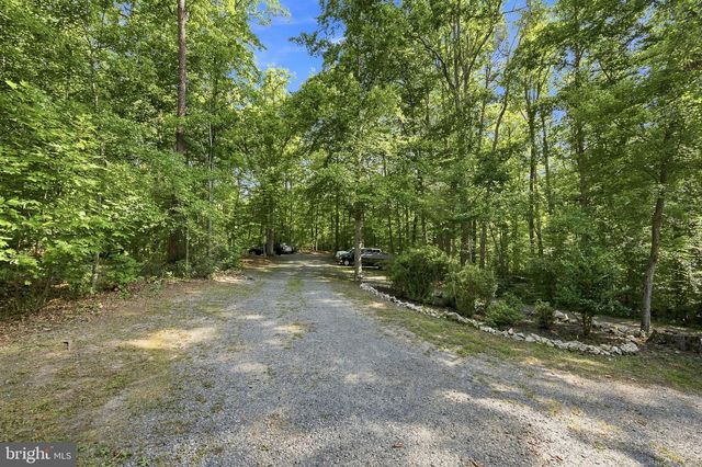 11 COBBLESTONE WAY, Fredericksburg, VA 22406