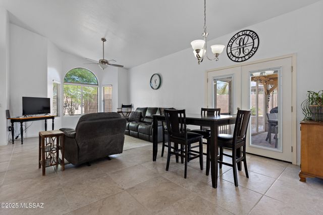 761 W Grantham Street, Vail, AZ 85641