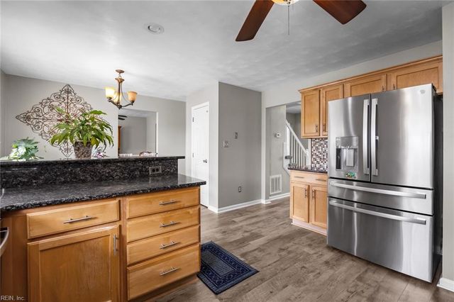 106 Shepherds WAY, Knotts Island, NC 27950