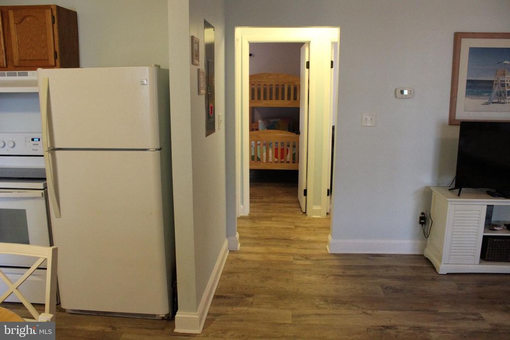 Image 6 of property listing at 105 79TH ST #A, Ocean City, MD 21842