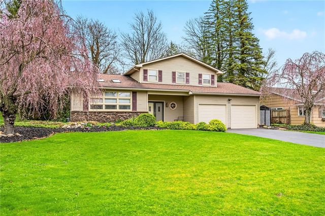 100 Gordon Drive, Greece, NY 14626