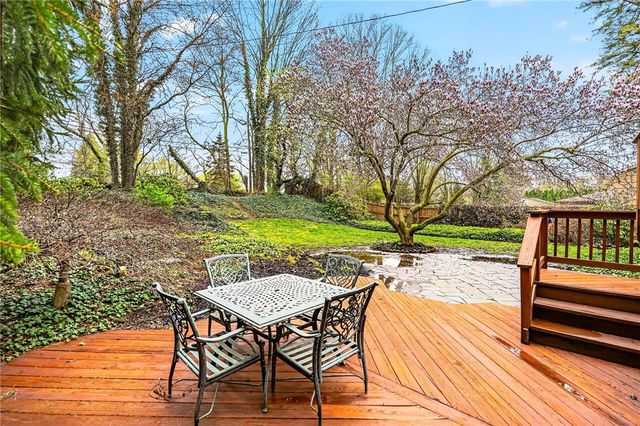 100 Gordon Drive, Greece, NY 14626