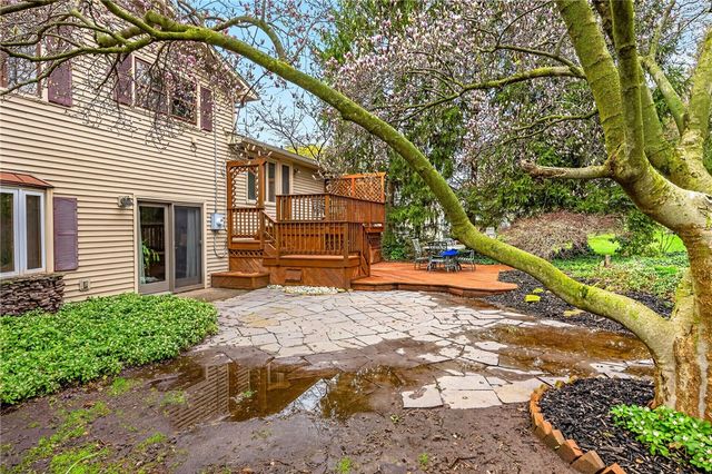 100 Gordon Drive, Greece, NY 14626