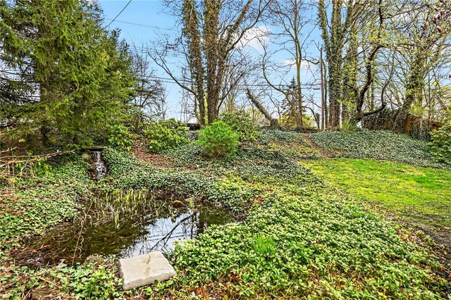 100 Gordon Drive, Greece, NY 14626