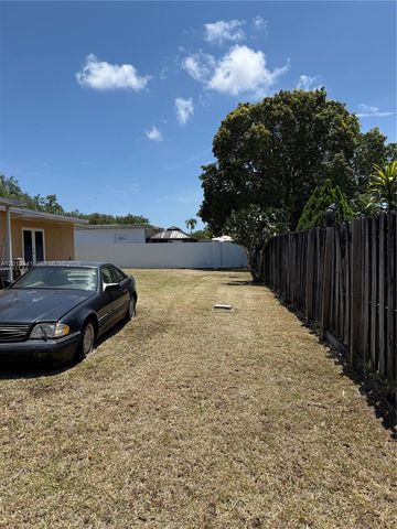 19650 SW 117th Ave, Miami, FL 33177