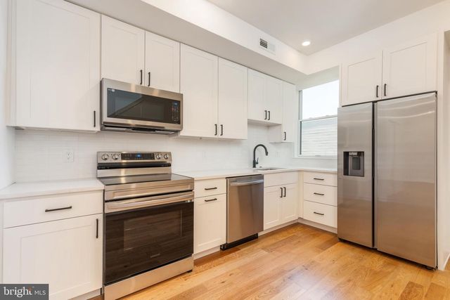 1123 S 20TH ST, Philadelphia, PA 19146