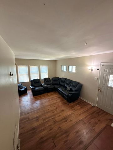 13921 S Atlantic Avenue, Riverdale, IL 60827