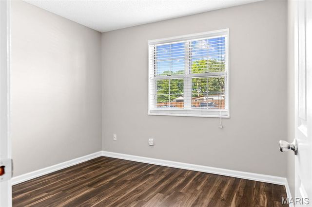 1408 Thrush Place, St Louis, MO 63144