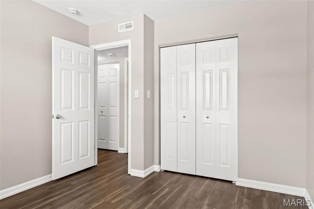 1408 Thrush Place, St Louis, MO 63144