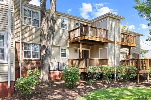 1408 Thrush Place, St Louis, MO 63144