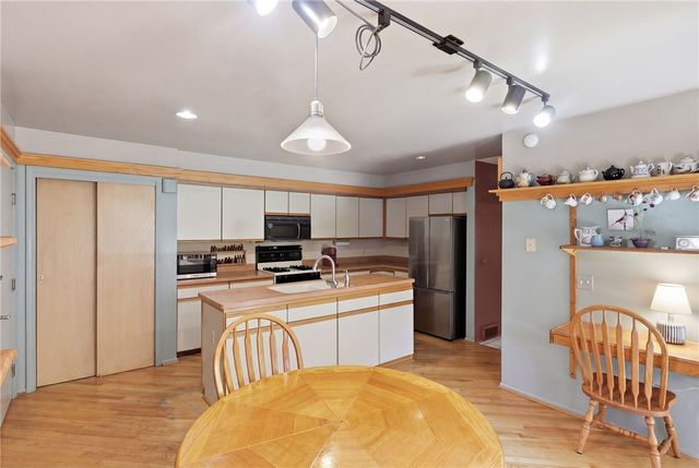 13 Selden Street, Rochester, NY 14605