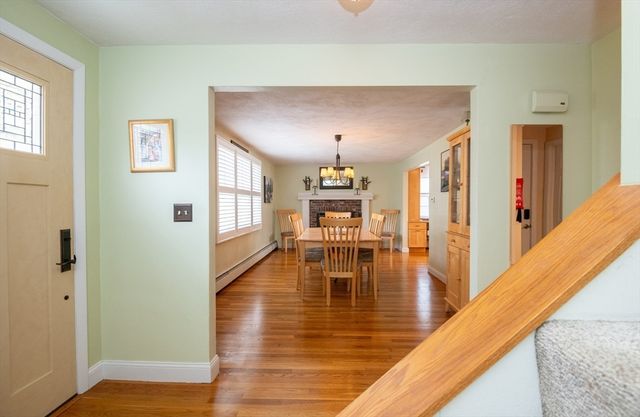 189 West Shore Dr, Marblehead, MA 01945