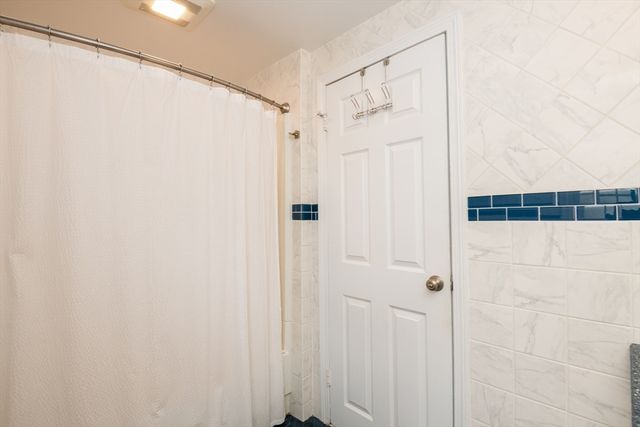 189 West Shore Dr, Marblehead, MA 01945