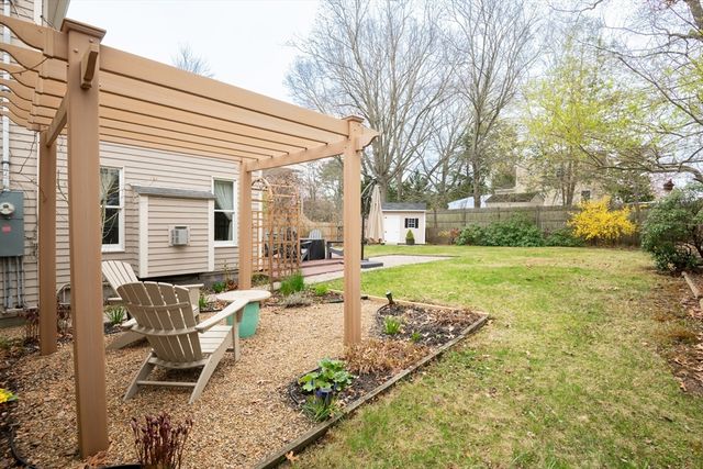189 West Shore Dr, Marblehead, MA 01945