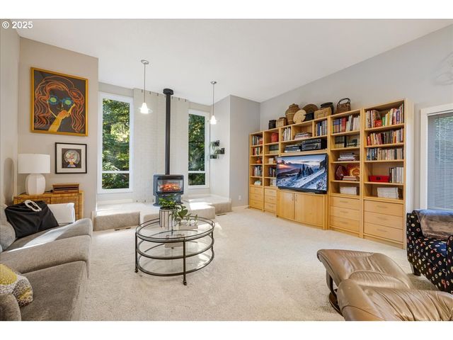 4217 ALBERT Cir, Lake Oswego, OR 97035